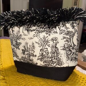 Vivary Black and White Toile Print Purse